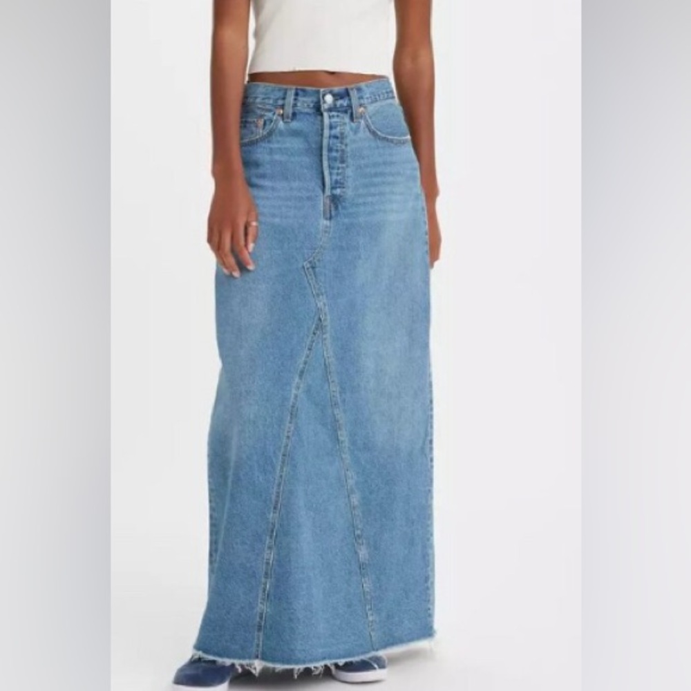 Levi’s NWT Red Tab Premium Sz 26 Denim Western Maxi Column Skirt Button Leather